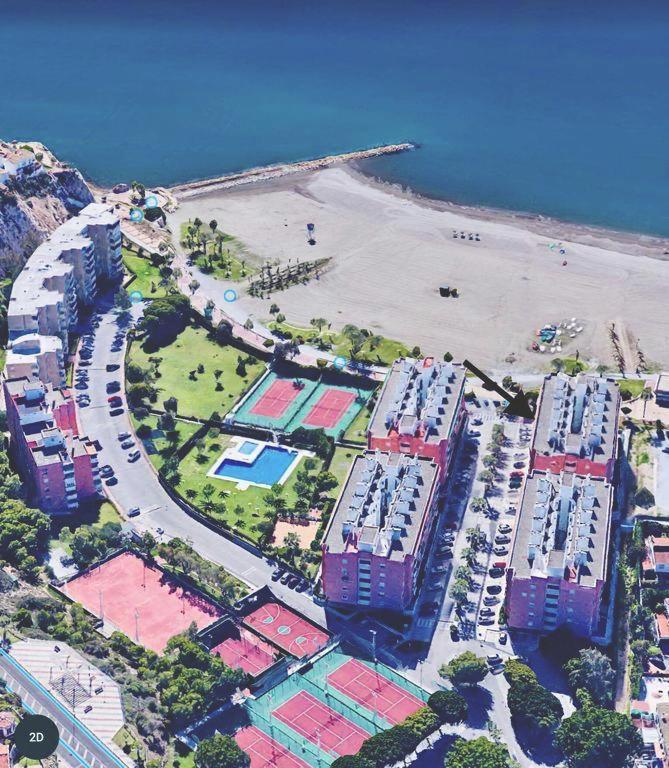 Playa La Cala In Front Of The Beach Free Parking Málaga Extérieur photo